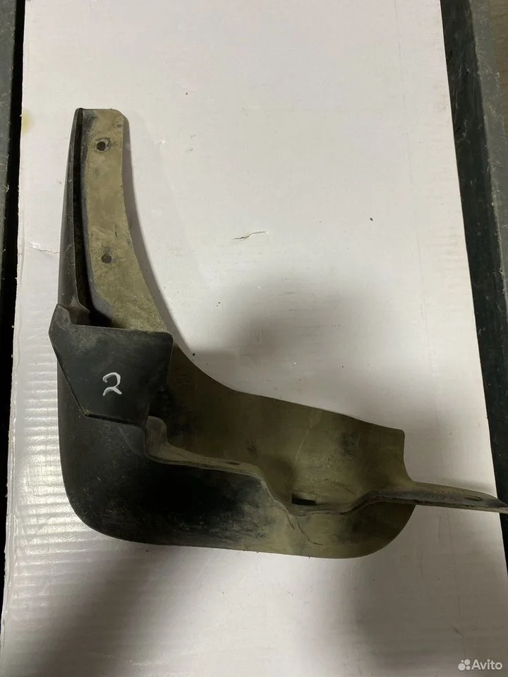 Брызговик передний левый ниссан мурано z51