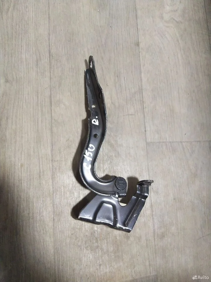 Петля капота corolla e150