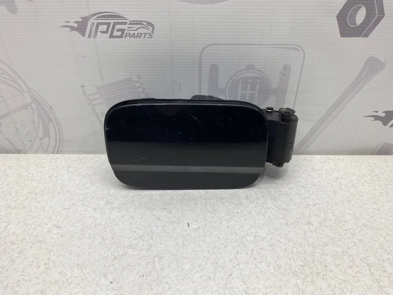 Лючок топливного бака Mercedes-benz 2008 W204