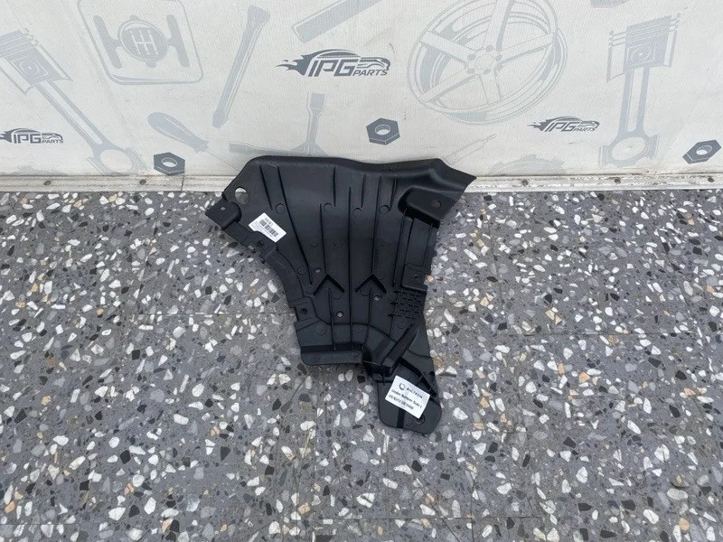 Защита переднего бампера левая Mercedes-benz W213