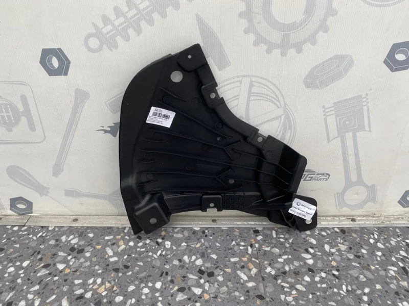 Защита переднего бампера правая Mercedes-benz W213