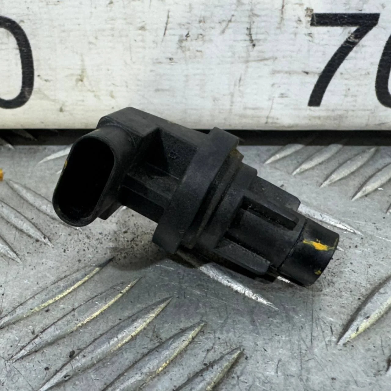 [Б/У] Датчик положения распредвала [Код: 00533820 ]