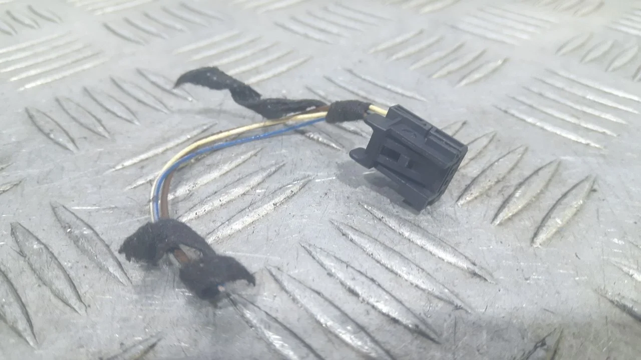 [Б/У] Разьем 4-pin VAG [Код: 00544242 ]