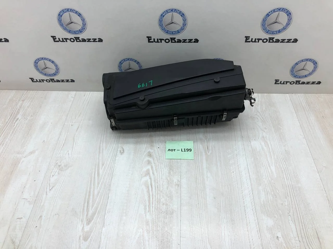 Корпус воздушного фильтра Mercedes Om646