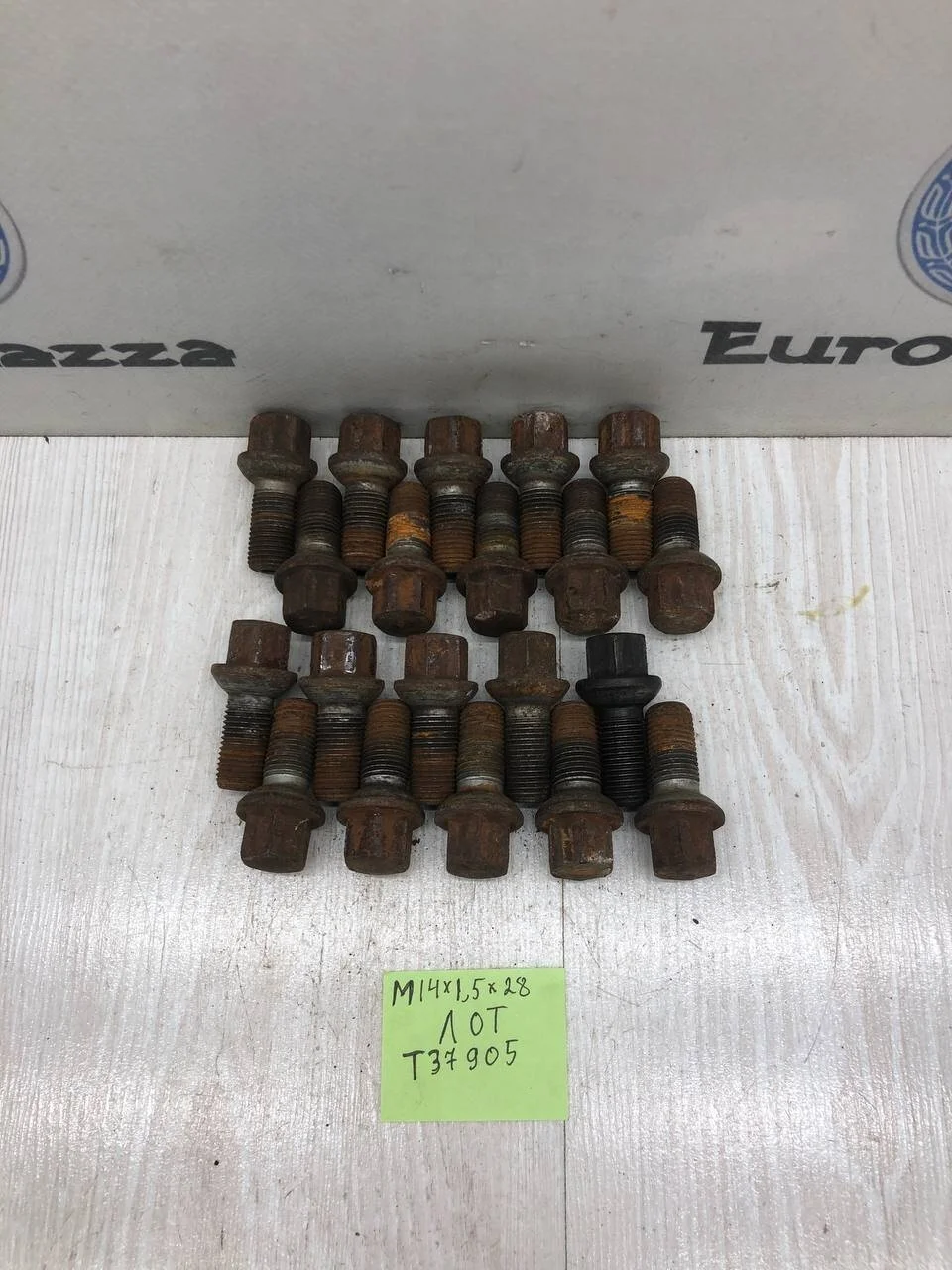 Болты для фиксации колес Mercedes W211