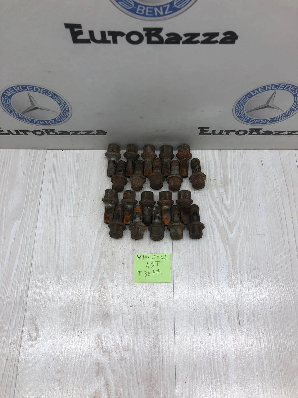 Болт колесный Mercedes W211