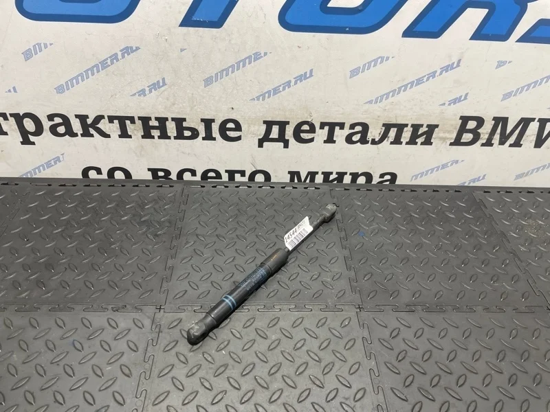 Амортизатор капота BMW 320D 2014 F30