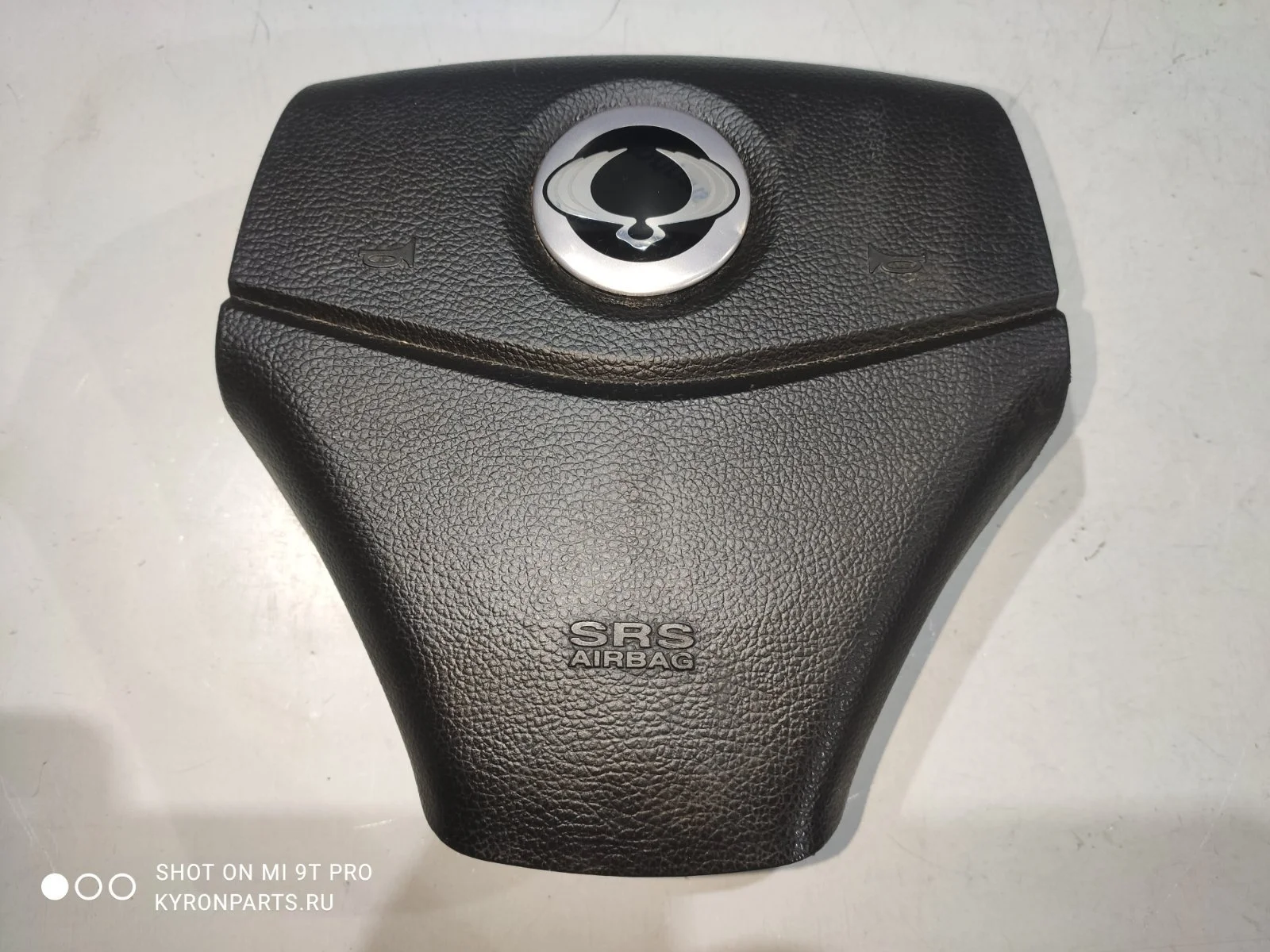 Подушка безопасности airbag водителя SsangYong Actyon 2013 C200