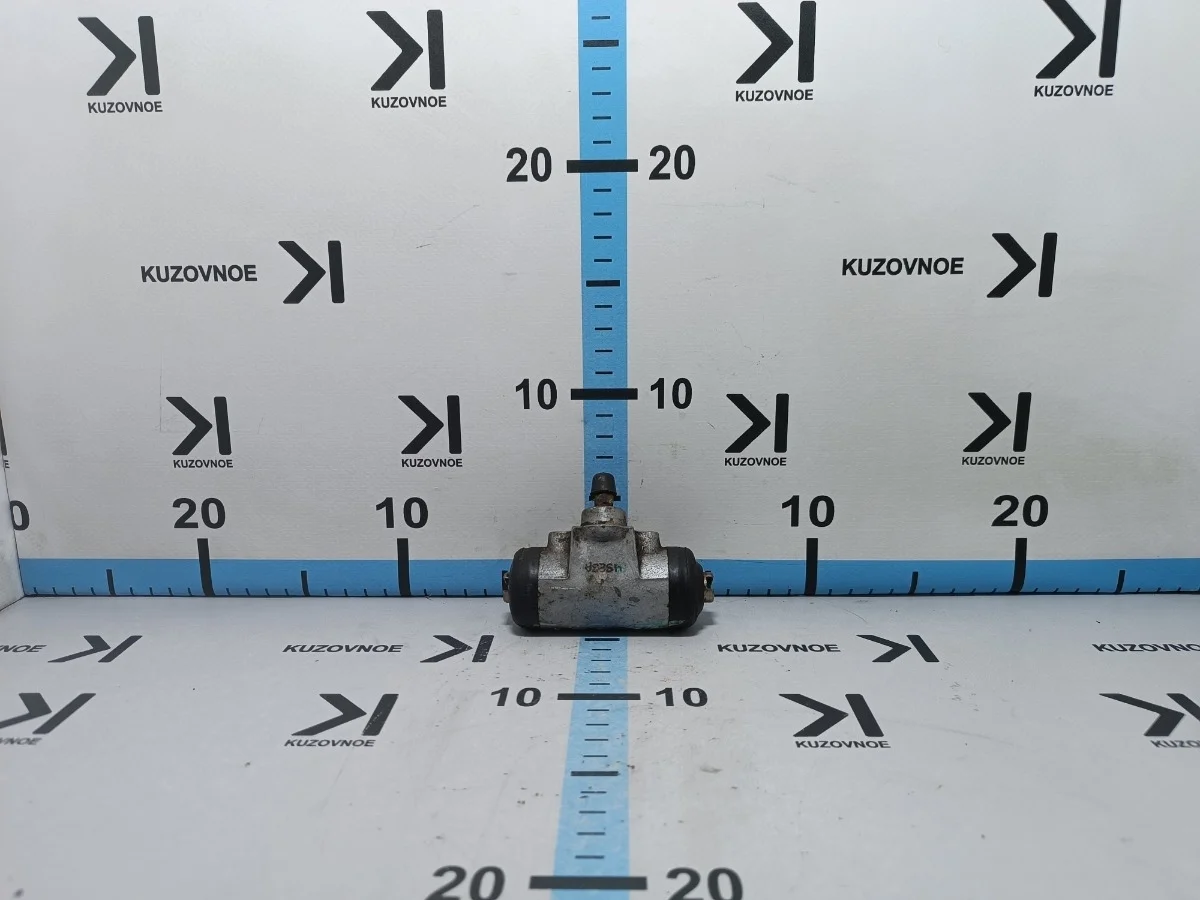 Тормозной цилиндр Mitsubishi L200 2014 KB4T