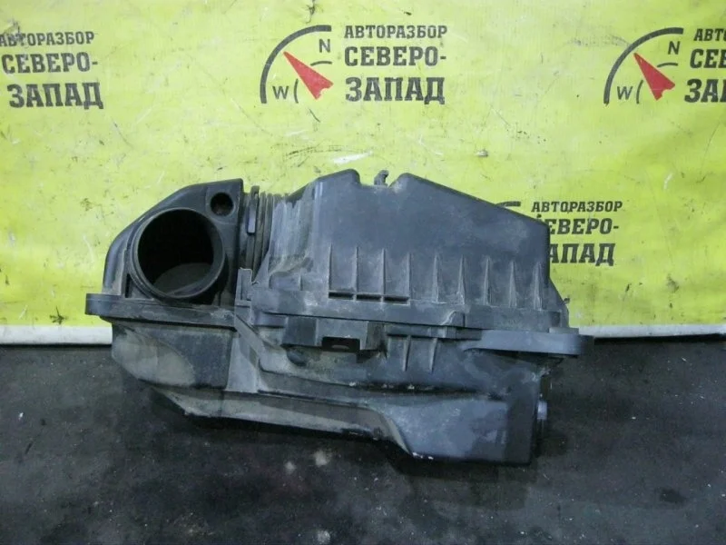 Корпус воздушного фильтра Honda Civic 2005 17202RNAA00 FD R18A1
