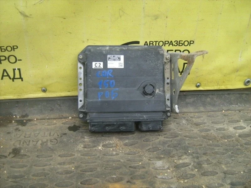 Блок управления двс Toyota Corolla 8966112C21 ZRE150 1ZR