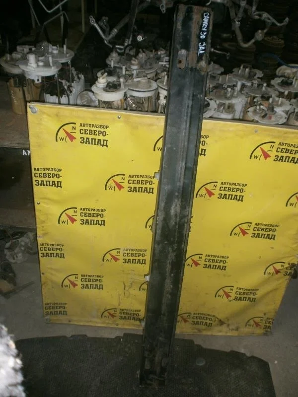 Усилитель бампера Toyota Camry 5217133090 ACV30, задний