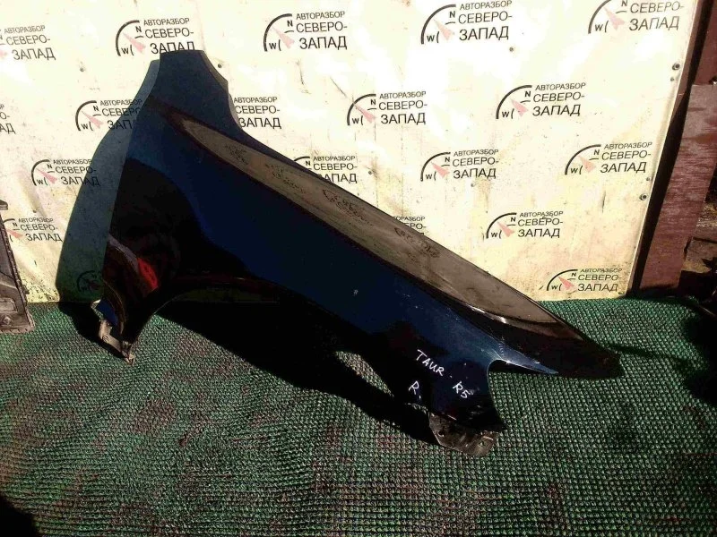 Крыло Volkswagen Touareg 7L6821102N 7L, переднее правое