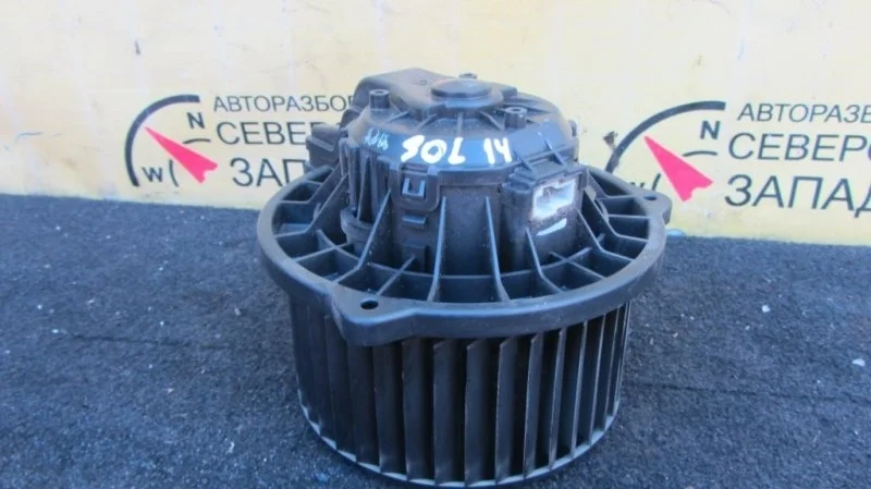 Моторчик печки Hyundai Solaris 971114L000 QB G4FC