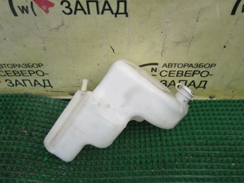 Бачок расширительный Mitsubishi Asx MN156097 GA3W 4B10