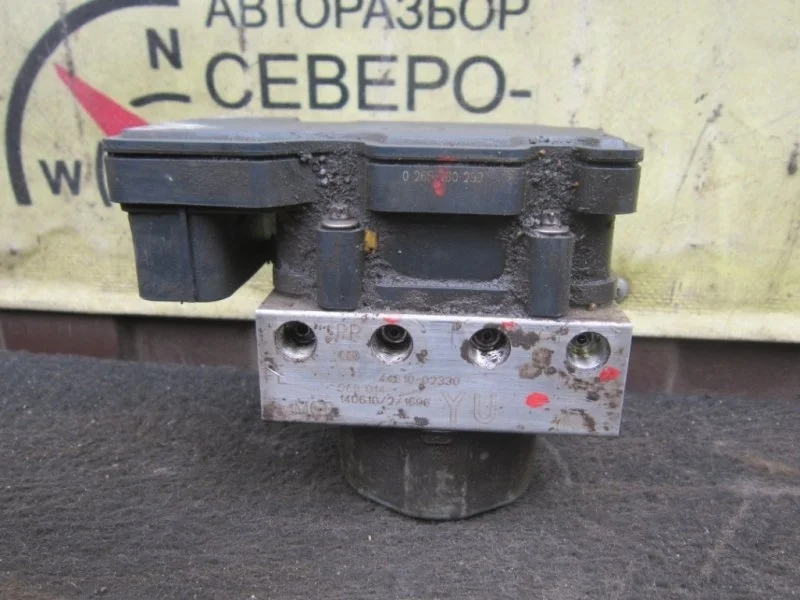 Блок управления ABS Toyota Corolla 4451002330 ZRE181 1ZR