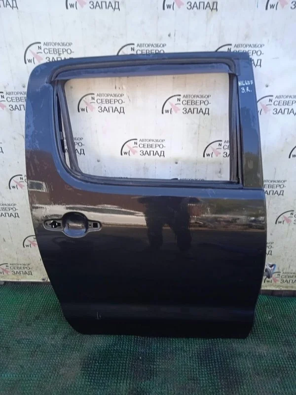 Дверь Toyota Hilux 670030K010 KUN25 2KDFTV, задняя правая