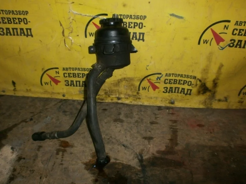 Бачок гур Bmw X3 32416851218 E83 N52B30