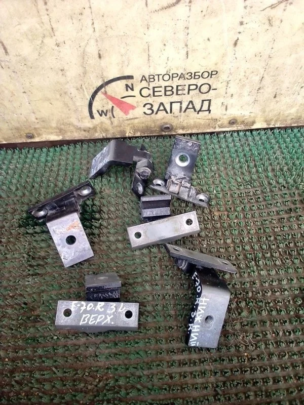 Петля дверная Bmw X5 41527201302 E70 N62B48, задняя правая