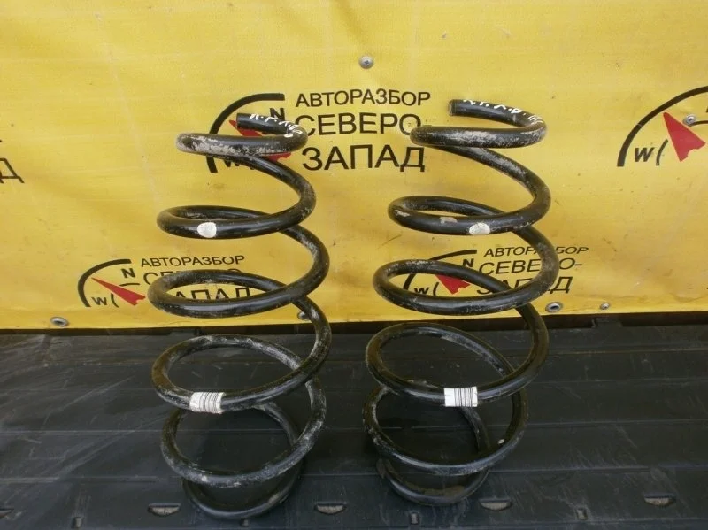 Пружина Chevrolet Cruze 2008 13402592 J300 F16D3, передняя
