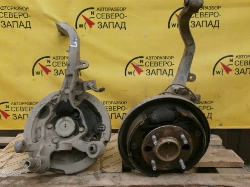Поворотный кулак Hyundai Sonata 5271038800 EF G4JP, задний левый