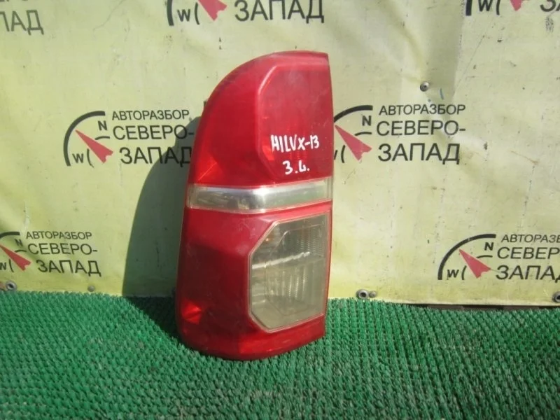 Фонарь Toyota Hilux 815610K160 KUN25 2KDFTV, левый