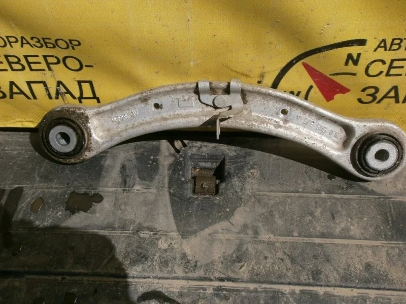 Рычаг Volkswagen Touareg 7L0505375A 7LA BAC, задний