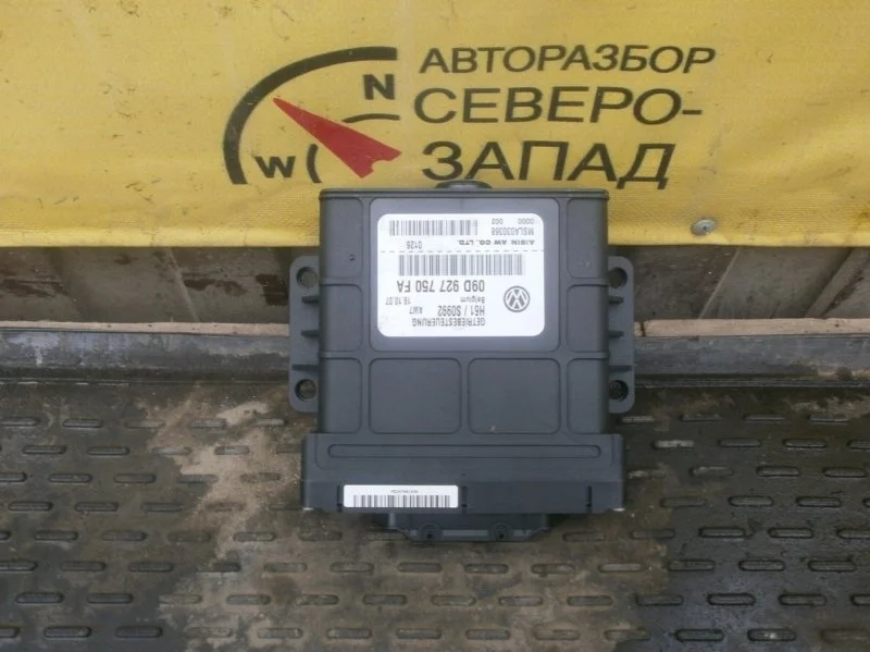 Блок управления Volkswagen Touareg 09D927750CL 7LA BKS