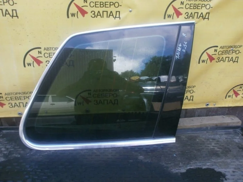 Форточка кузова Volkswagen Touareg 7L6845298FR 7LA BKS, правая