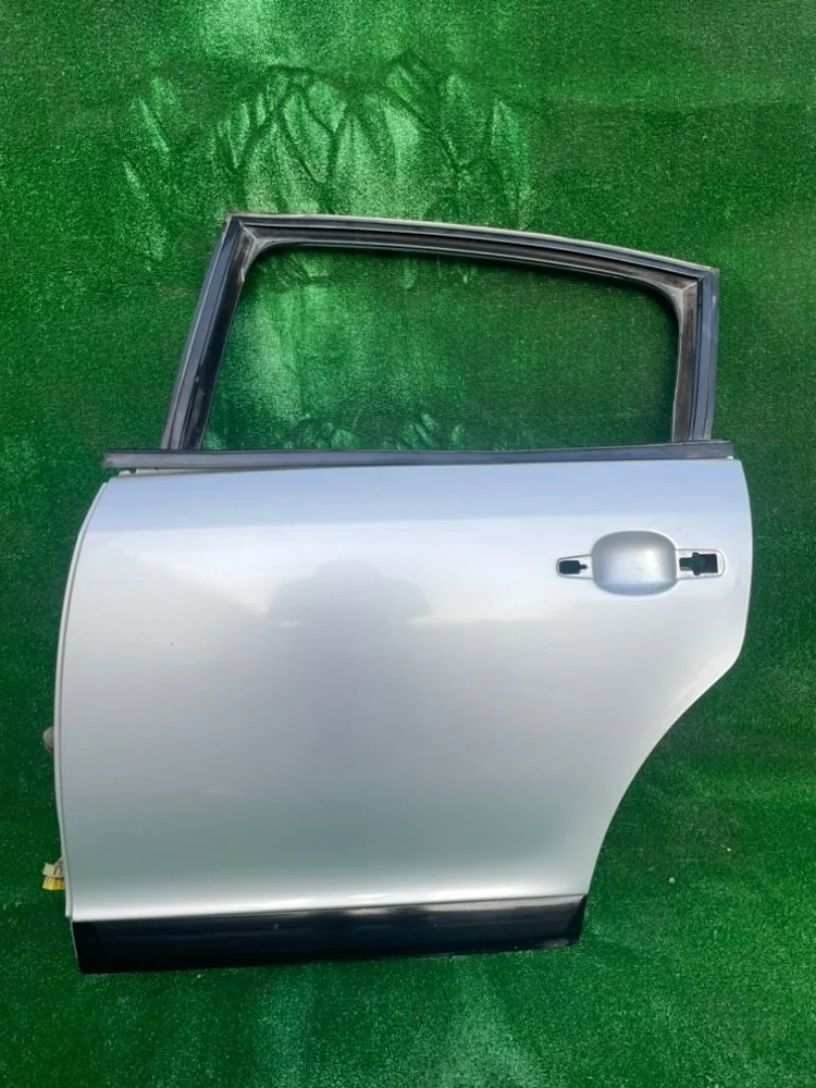 Дверь Citroen C4 9006H8 NFU, задняя левая