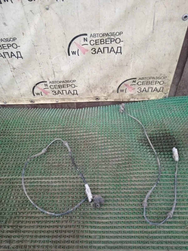 Датчик ABS Citroen C4 4545K3 B7, передний