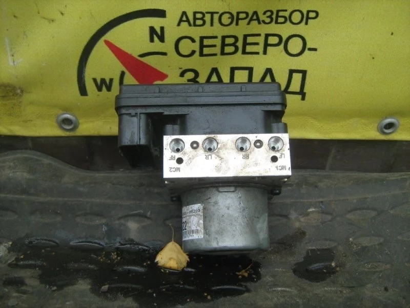 Блок управления ABS Kia Rio 58920H5220 FB
