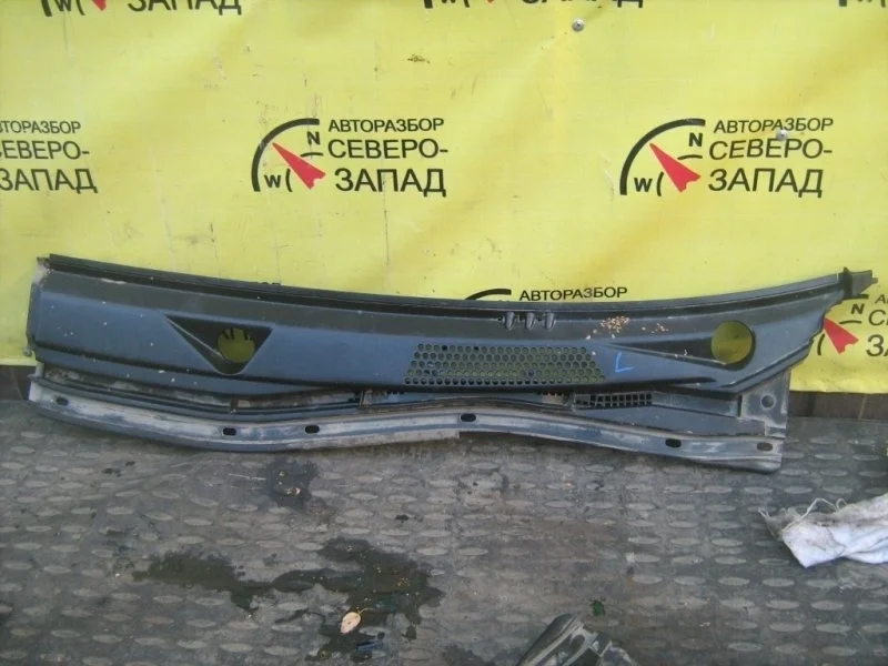 Жабо Mitsubishi Pajero Sport MN117709 KH 4D56U, левое