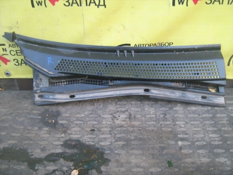 Жабо Mitsubishi Pajero Sport MN117710 KH 4D56U, правое