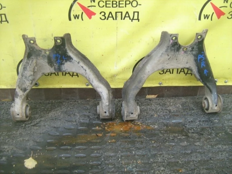 Рычаг Mitsubishi Pajero Sport 4010A014 KH 4D56U, передний правый