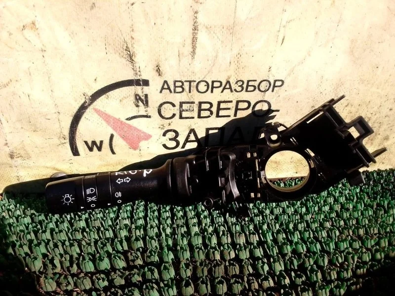 Подрулевой переключатель поворотников Kia Rio 2017 934101M521 QB G4FC