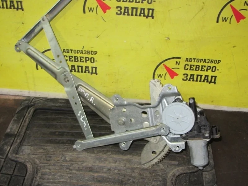 Стеклоподъемник Suzuki SX4 8340179J12 YA21S M16A, передний правый