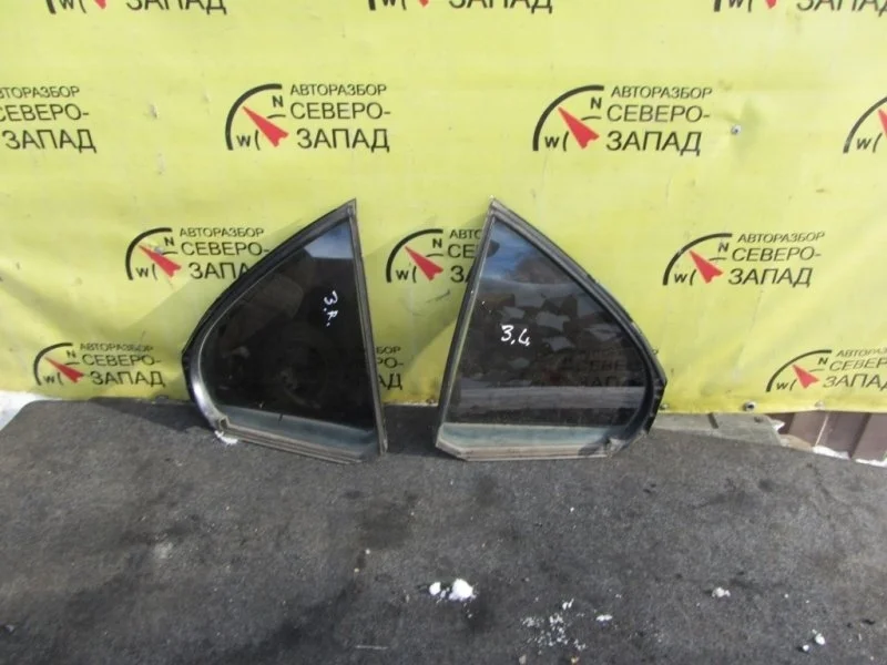 Форточка двери Mitsubishi Lancer 5740A018 CY3A 4B10, задняя правая