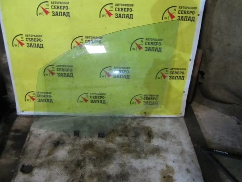 Стекло Citroen C4 9201Q6 B7, переднее левое