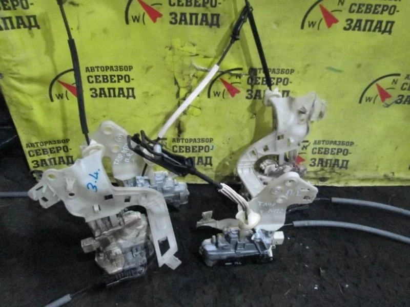 Замок Volkswagen Touareg 4G0839015 7P5 CJMA, задний левый