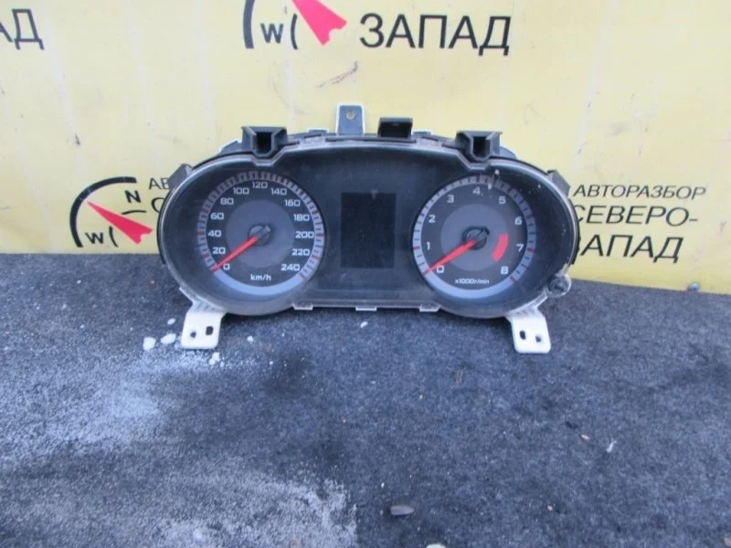 Панель приборов Mitsubishi Lancer 8100A117 CY3A 4B10