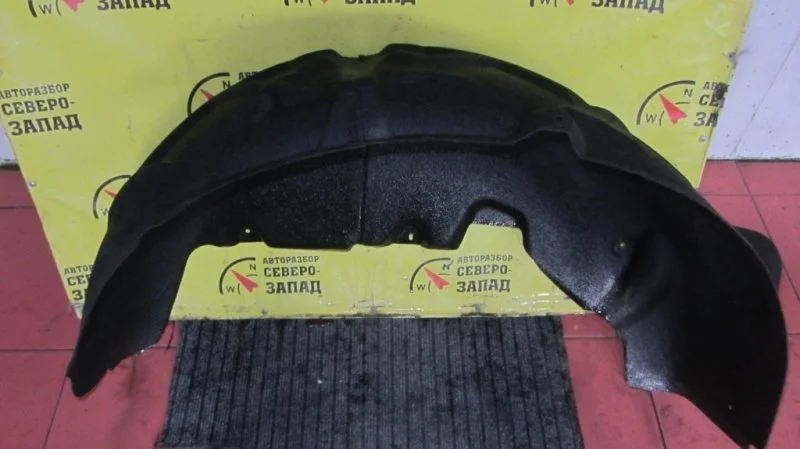 Подкрылок Volkswagen Touareg 7P6810972 7P5 CASA, задний правый