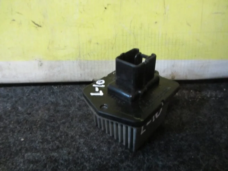 Резистор Mitsubishi Lancer 7802A006 CY3A 4B10