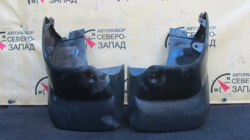 Брызговик Mitsubishi Pajero Sport 5370B205 KH 4D56, задний левый