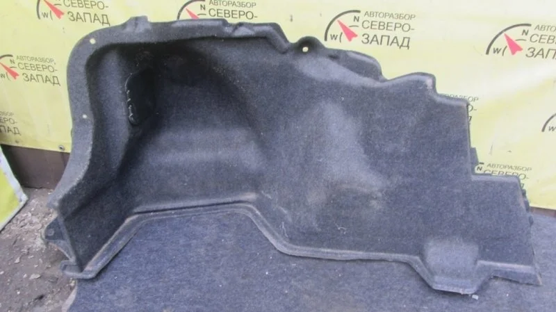 Обшивка багажника Toyota Corolla 6472012040C0 ZRE150 1ZR, левая