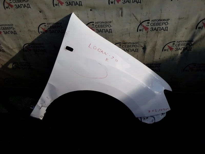 Крыло Renault Logan 631008933R L8 K7M, переднее правое