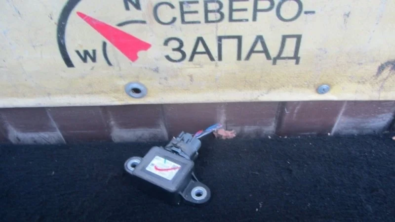 Датчик курсовой устойчивости Mitsubishi Pajero Sport 8651A059 KH 4D56