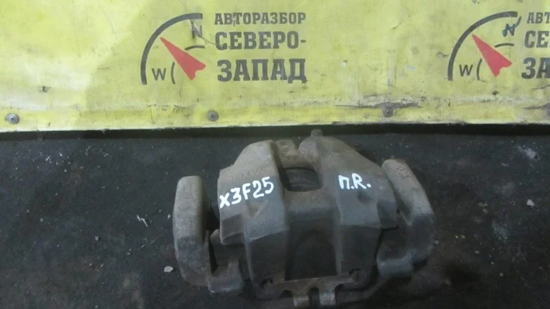 Суппорт BMW X3 34106790922 F25 N47D20C, передний правый