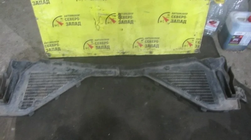 Жабо BMW X6 64316945583 E71 N54B30A, левое