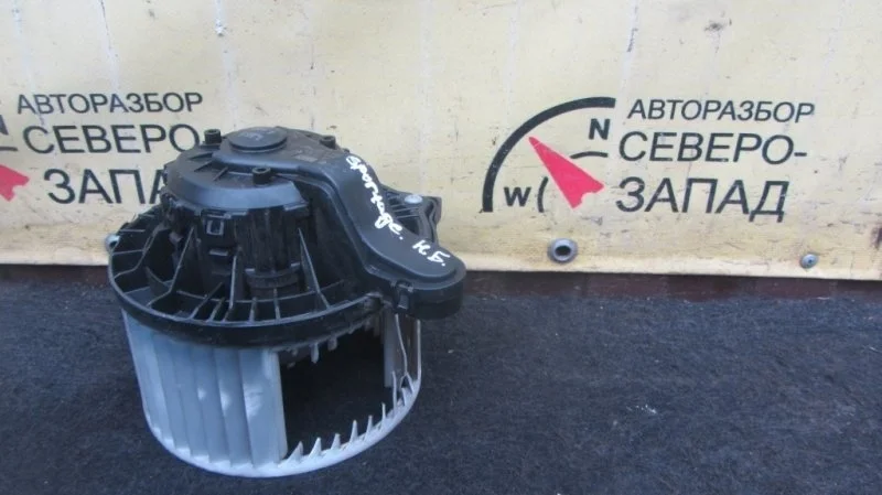 Моторчик печки Kia Sportage 971132Y000 SL G4KD